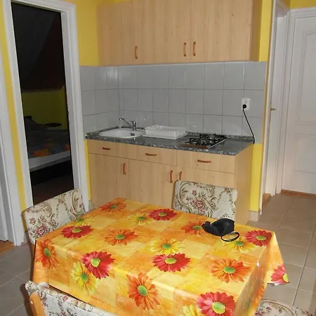 Apartment Apartmanhaz